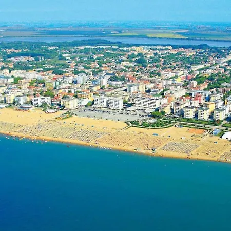 Poolside Retreat-beahost *