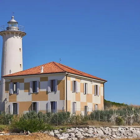 Poolside Retreat-beahost Bibione