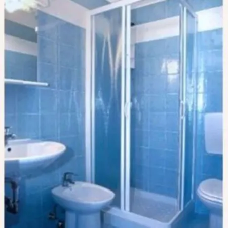 Lägenhet Poolside Retreat-beahost *